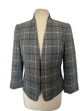 Evan Picone, black label size 8 business casual blazer